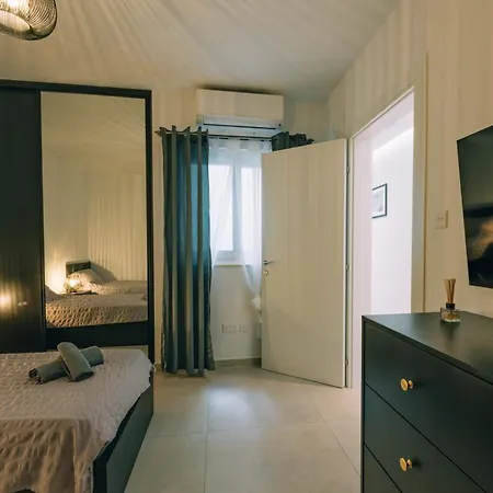 Designer Eden Apartment St. Paul's Bay